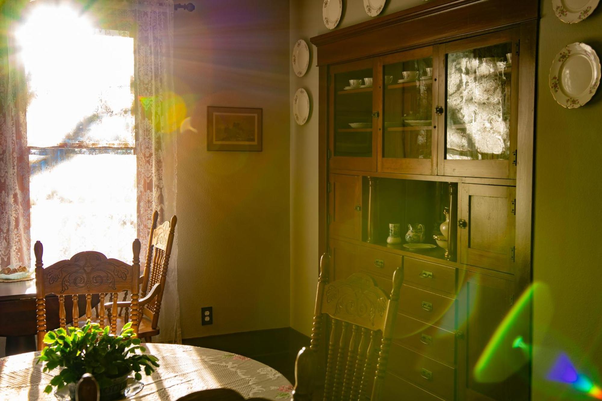 The Pearl Inn Bed And Breakfast Ilwaco Екстер'єр фото