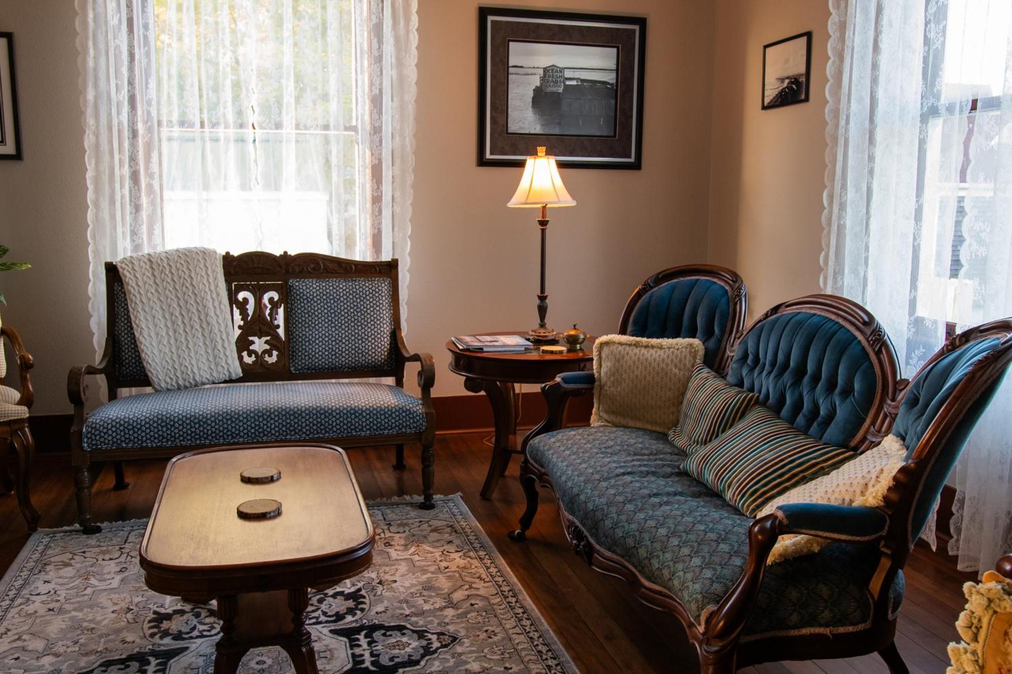 The Pearl Inn Bed And Breakfast Ilwaco Екстер'єр фото